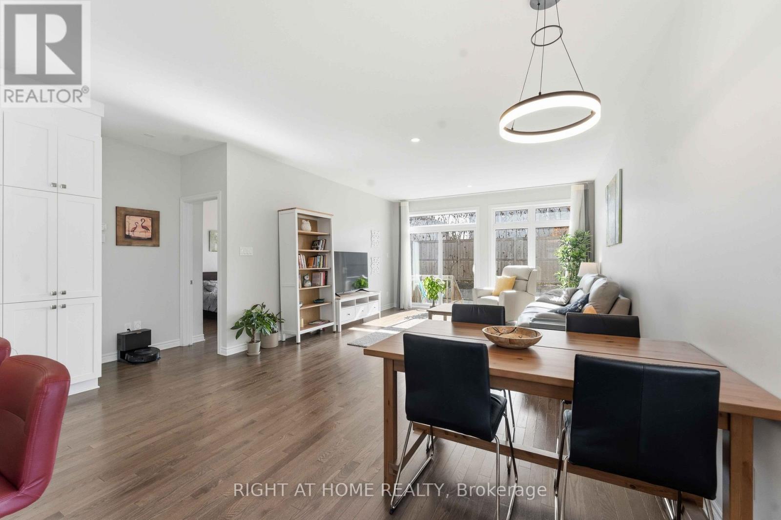 272 Maygrass Way, Ottawa, ON - Indoor