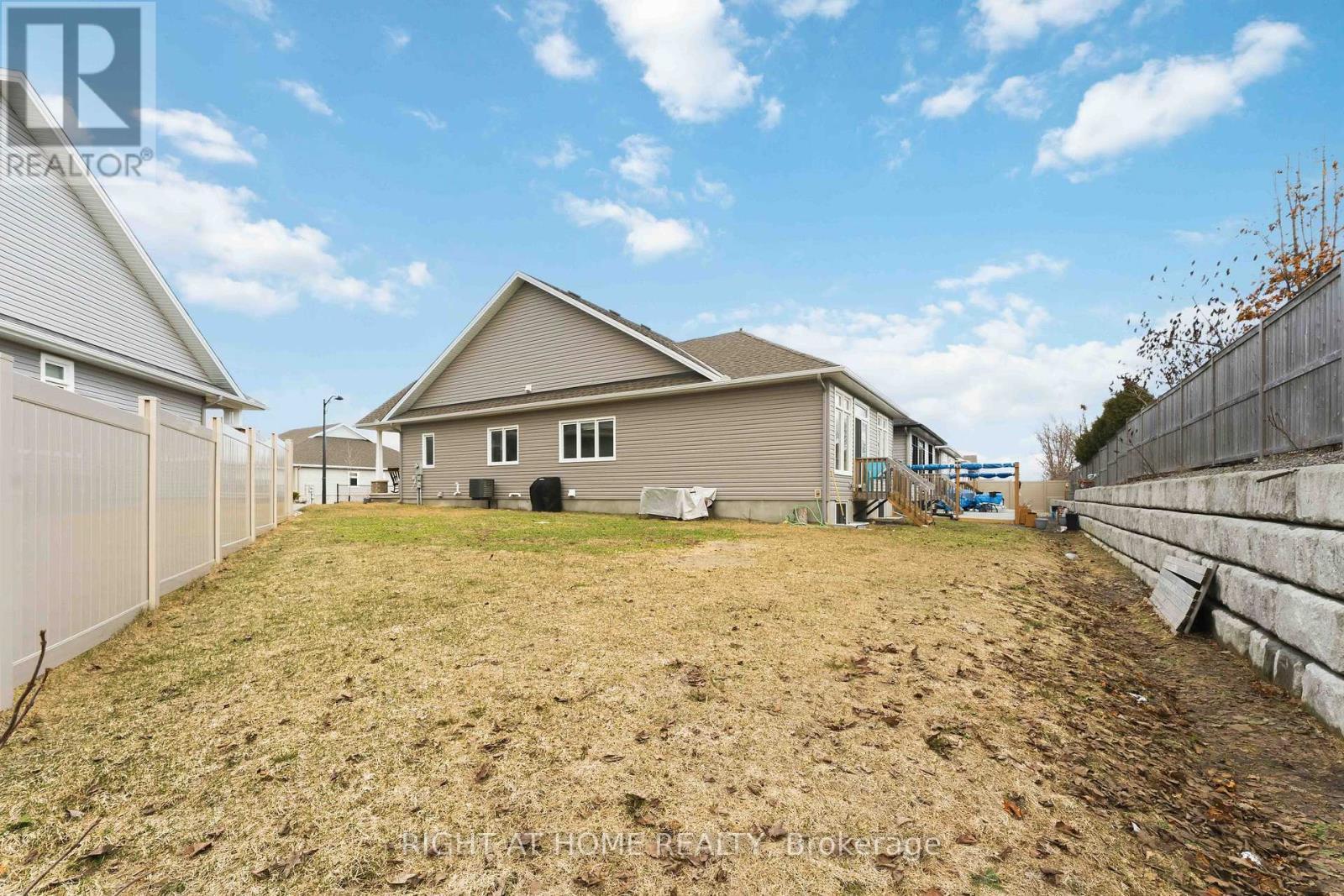 272 Maygrass Way, Ottawa, ON - Outdoor With Exterior