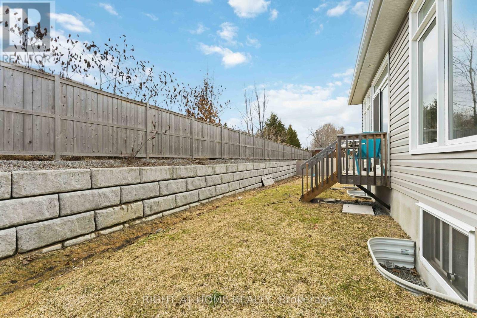 272 Maygrass Way, Ottawa, ON - Outdoor