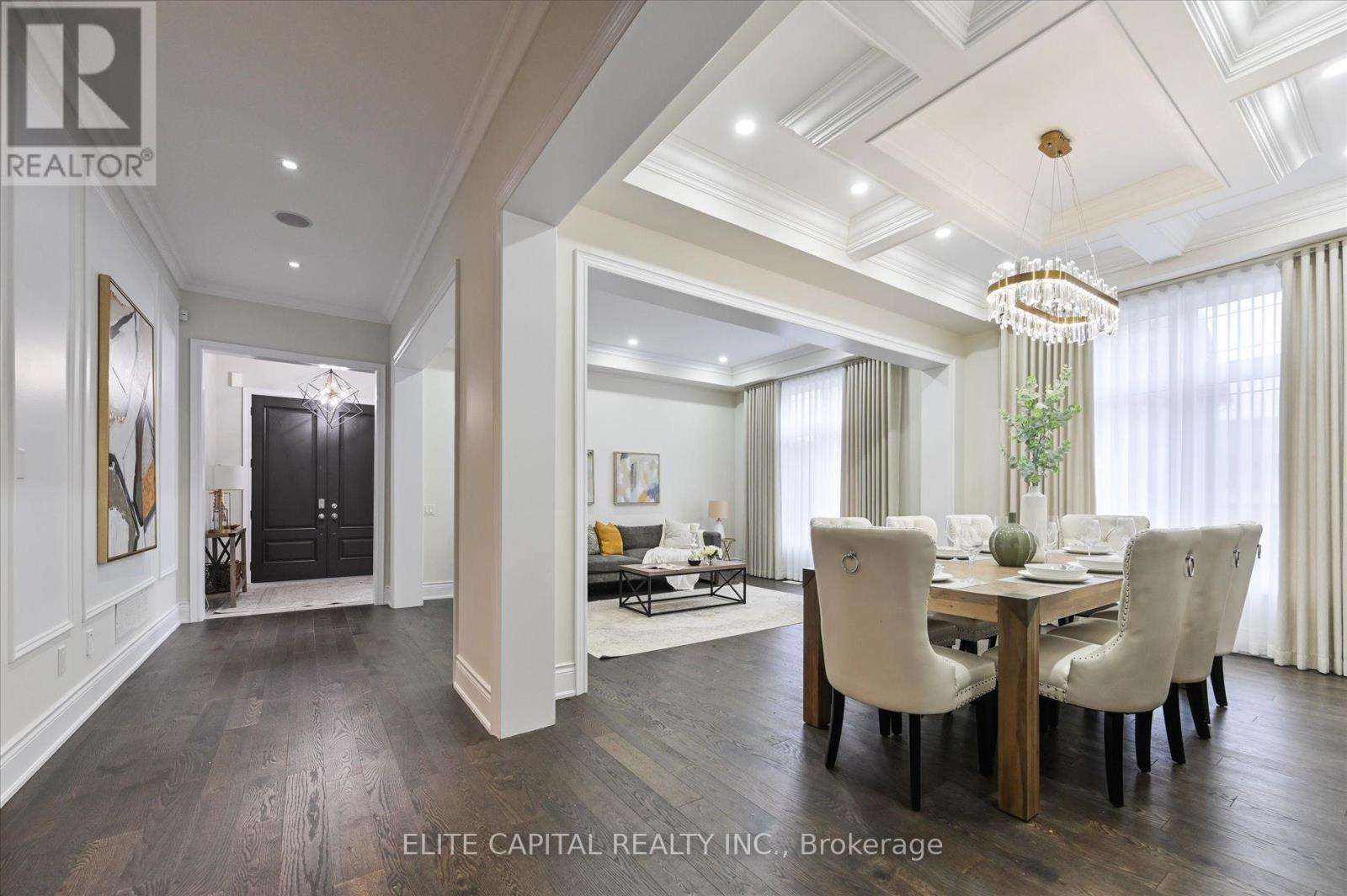 33 Straw Cutter Gate, Vaughan, ON - Indoor Photo Showing Dining Room