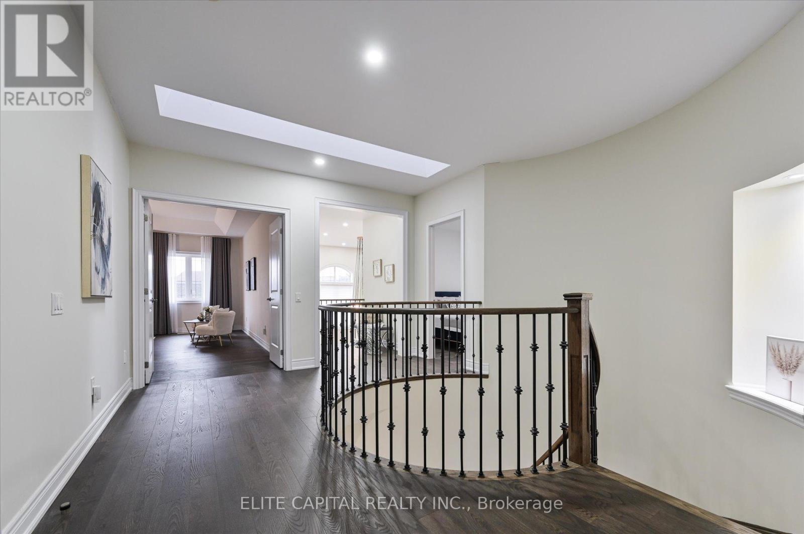 33 Straw Cutter Gate, Vaughan, ON - Indoor Photo Showing Other Room