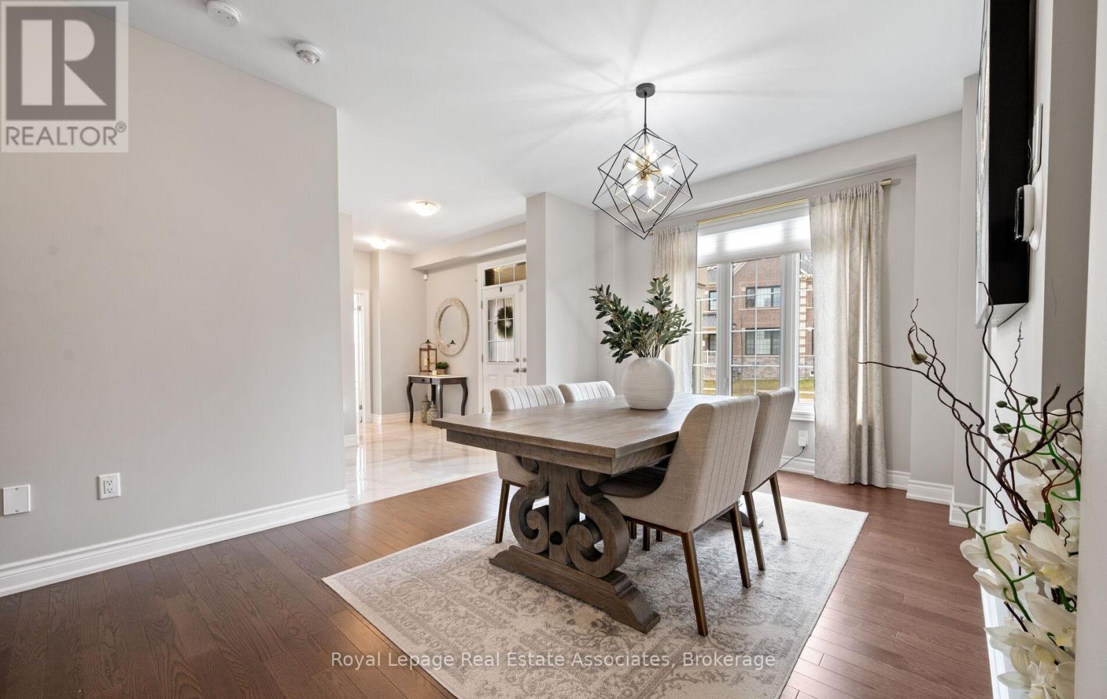 1285 Raspberry Terrace, Milton, ON - Indoor Photo Showing Dining Room