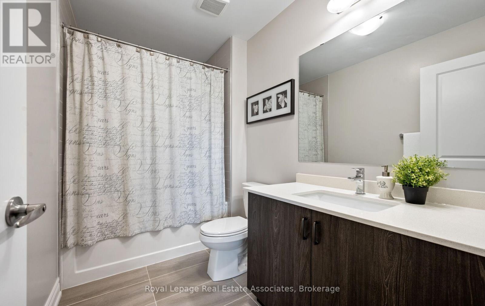 Bedroom 2 Ensuite - 1285 Raspberry Terrace, Milton, ON - Indoor Photo Showing Bathroom