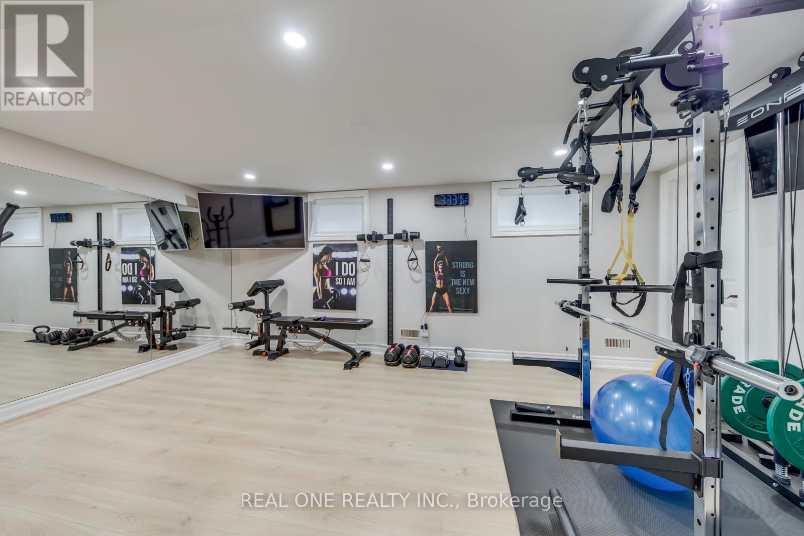 1005 Fair Birch Drive, Mississauga, ON - Indoor Photo Showing Gym Room
