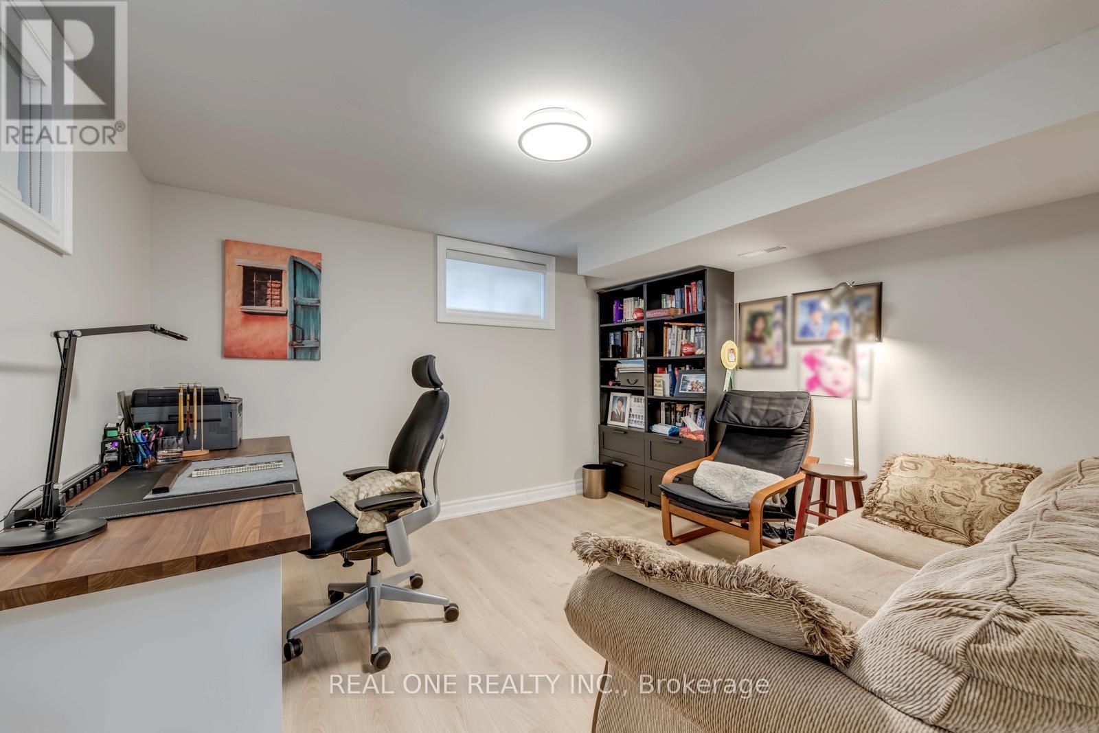 1005 Fair Birch Drive, Mississauga, ON - Indoor