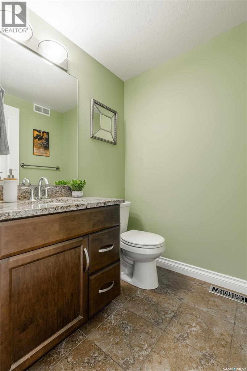 562 Evergreen Boulevard, Saskatoon, SK - Indoor Photo Showing Bathroom