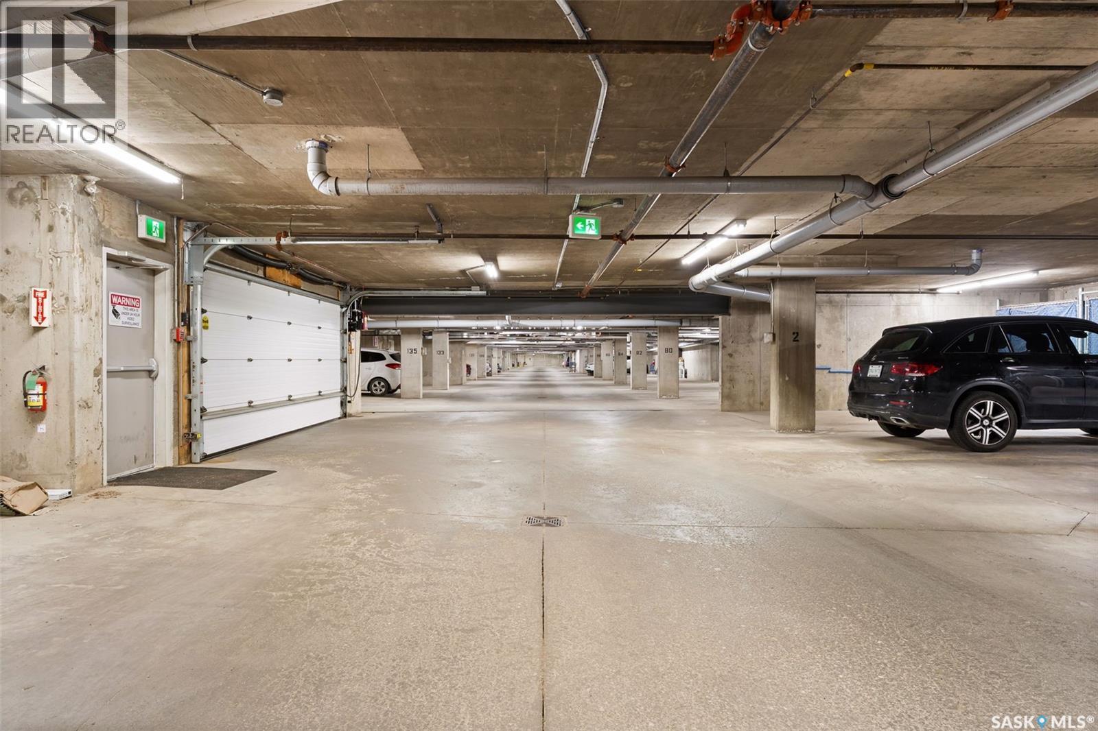 1404 5500 Mitchinson Way, Regina, SK - Indoor Photo Showing Garage