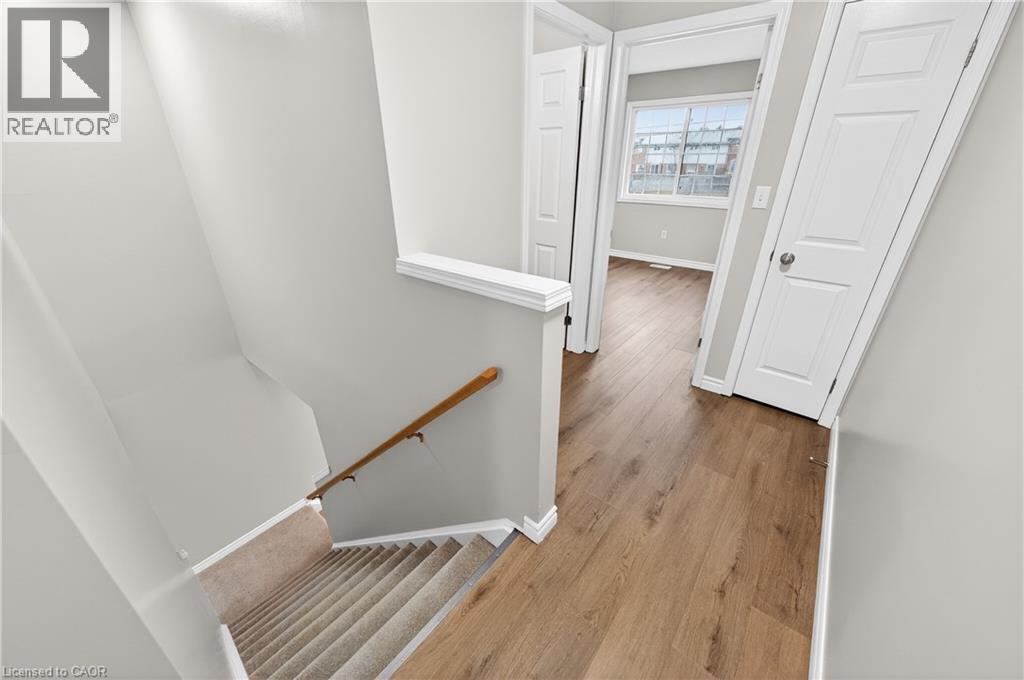 155 Highland Crescent Unit# D18, Kitchener, ON - Indoor Photo Showing Other Room