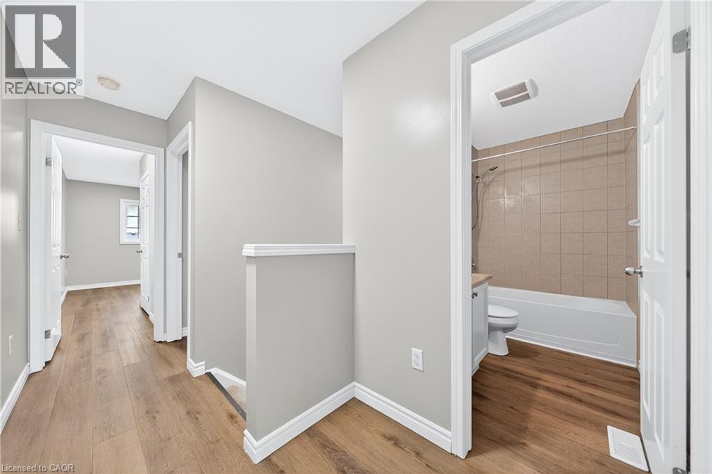 155 Highland Crescent Unit# D18, Kitchener, ON - Indoor