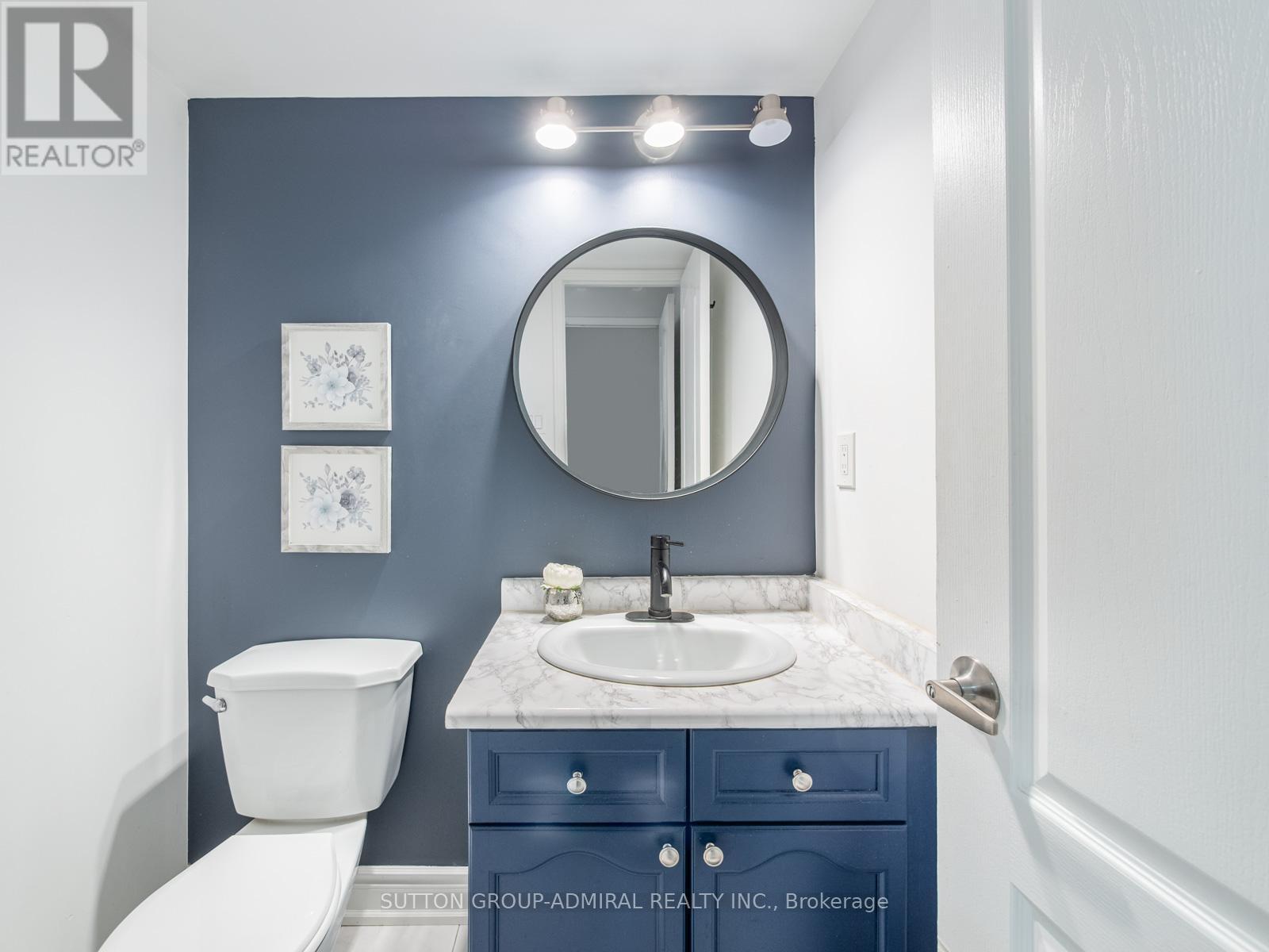 81 Parktree Drive, Vaughan, ON - Indoor Photo Showing Bathroom