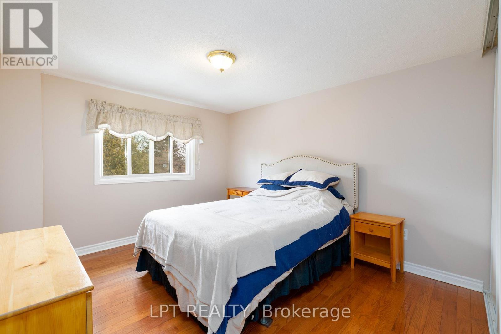 3rd Bedroom - 54 Meyer Circle, Markham, ON - Indoor Photo Showing Bedroom