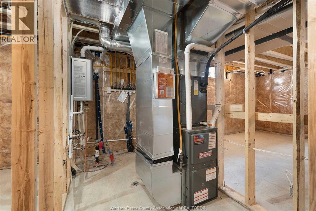 120 Bloomington, Chatham, ON - Indoor Photo Showing Basement