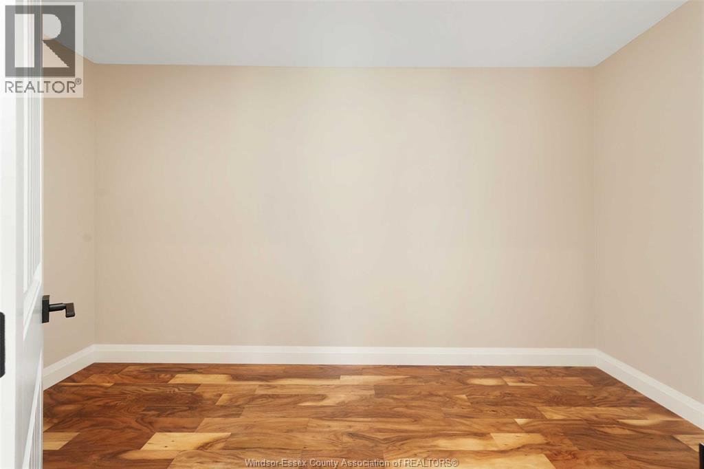 120 Bloomington, Chatham, ON - Indoor Photo Showing Other Room