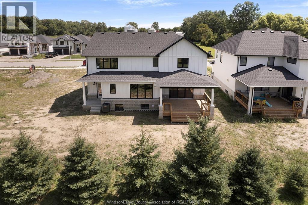 120 Bloomington, Chatham, ON - Outdoor