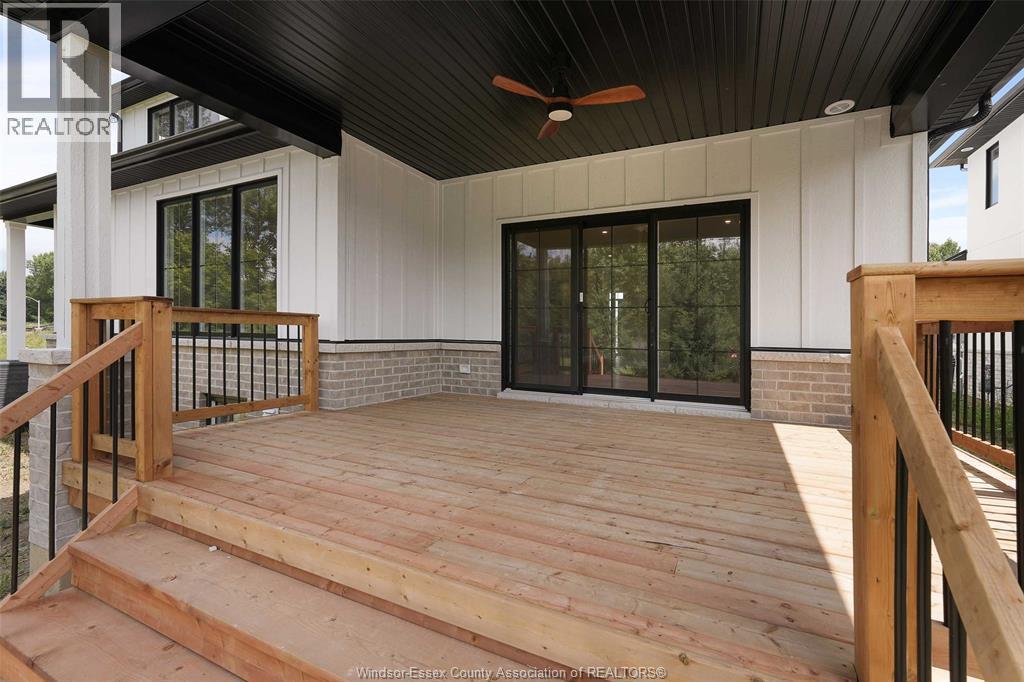 120 Bloomington, Chatham, ON - Outdoor With Exterior