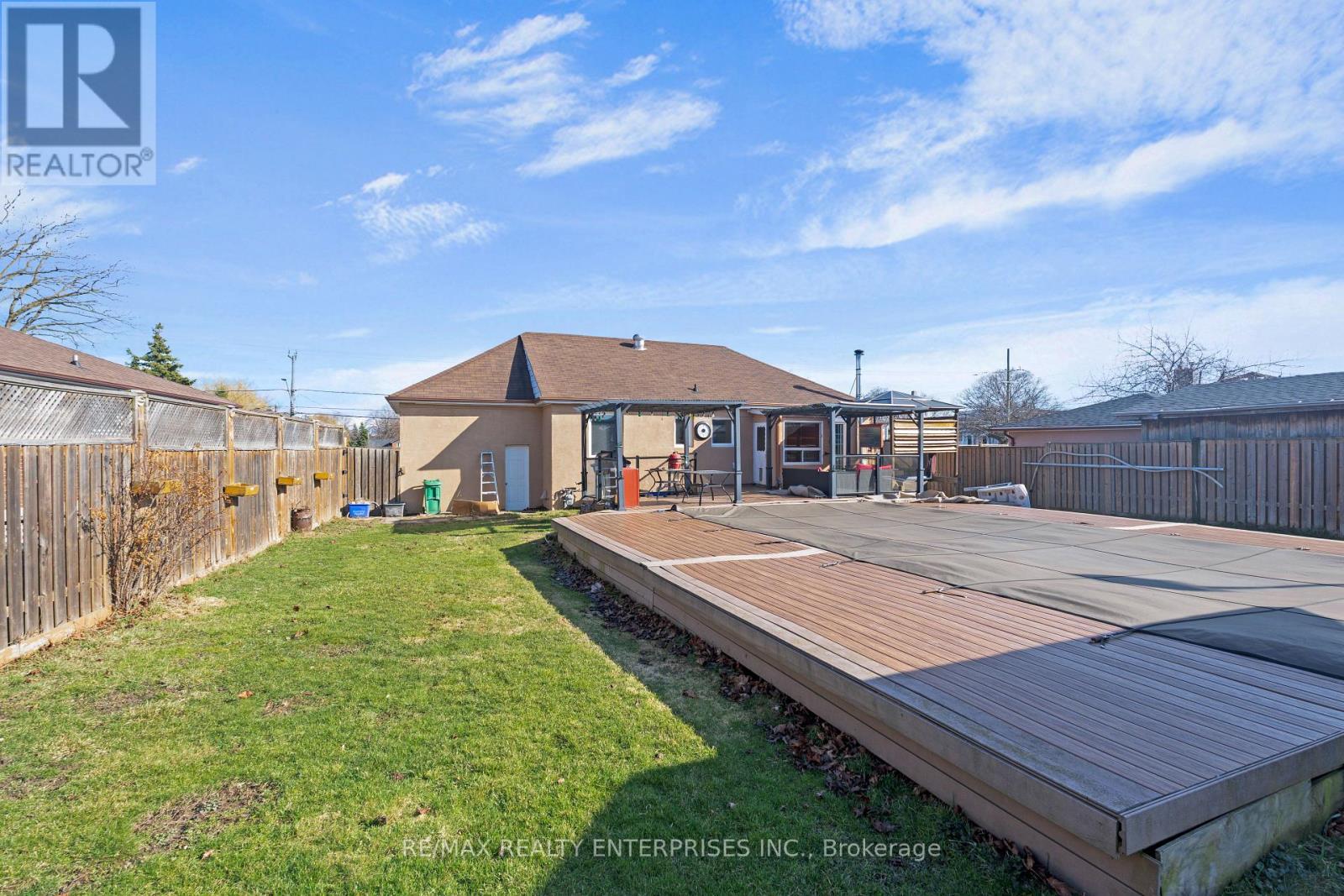 951 Atwater Avenue, Mississauga, ON - Outdoor