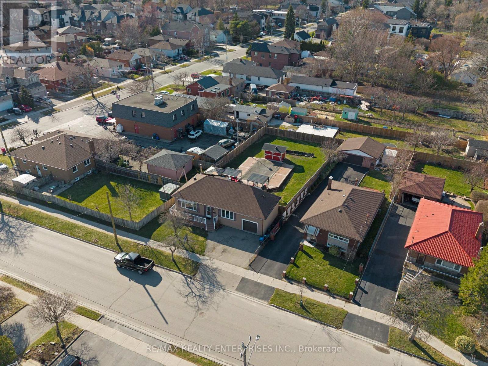 951 Atwater Avenue, Mississauga, ON - Outdoor With View