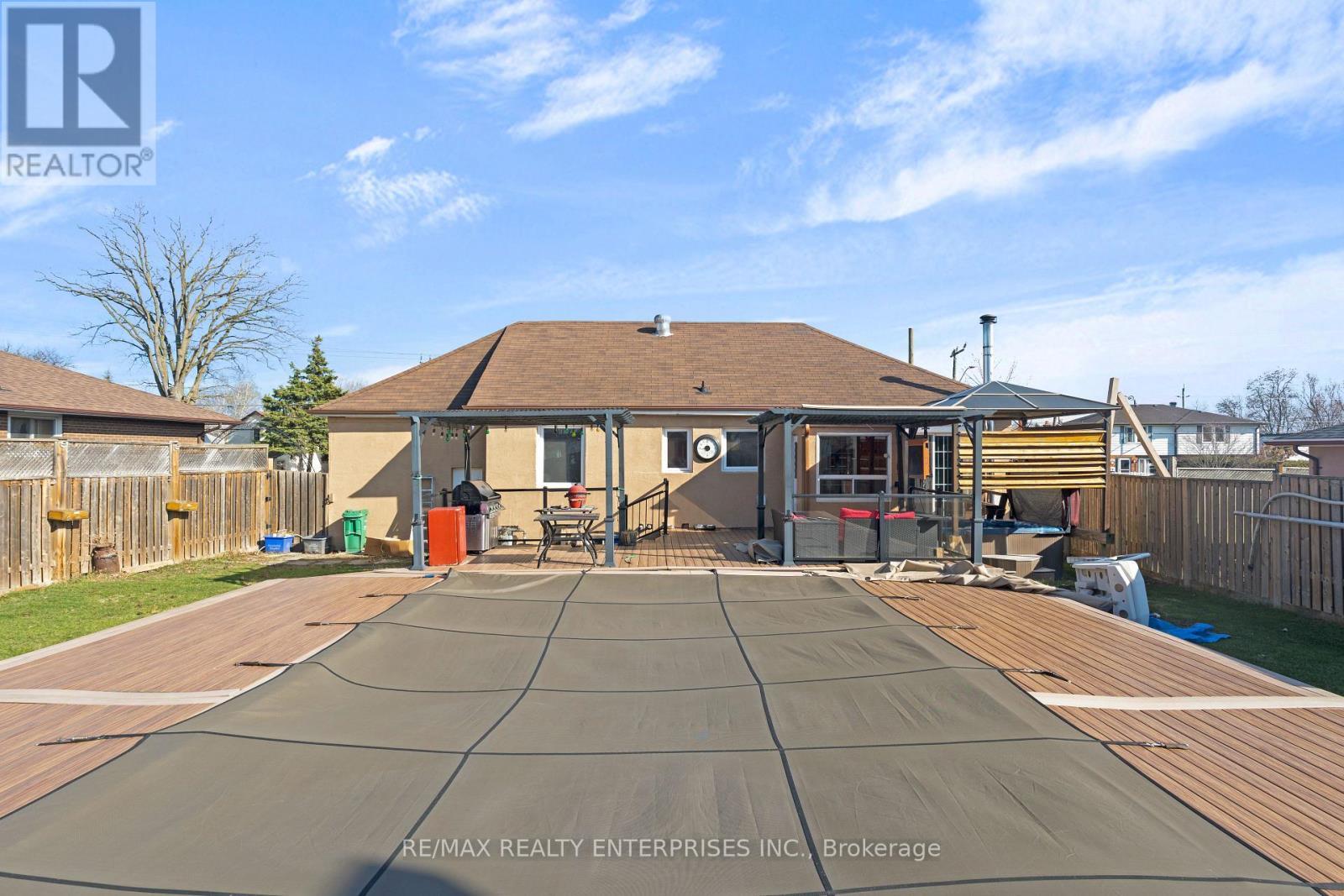 951 Atwater Avenue, Mississauga, ON - Outdoor