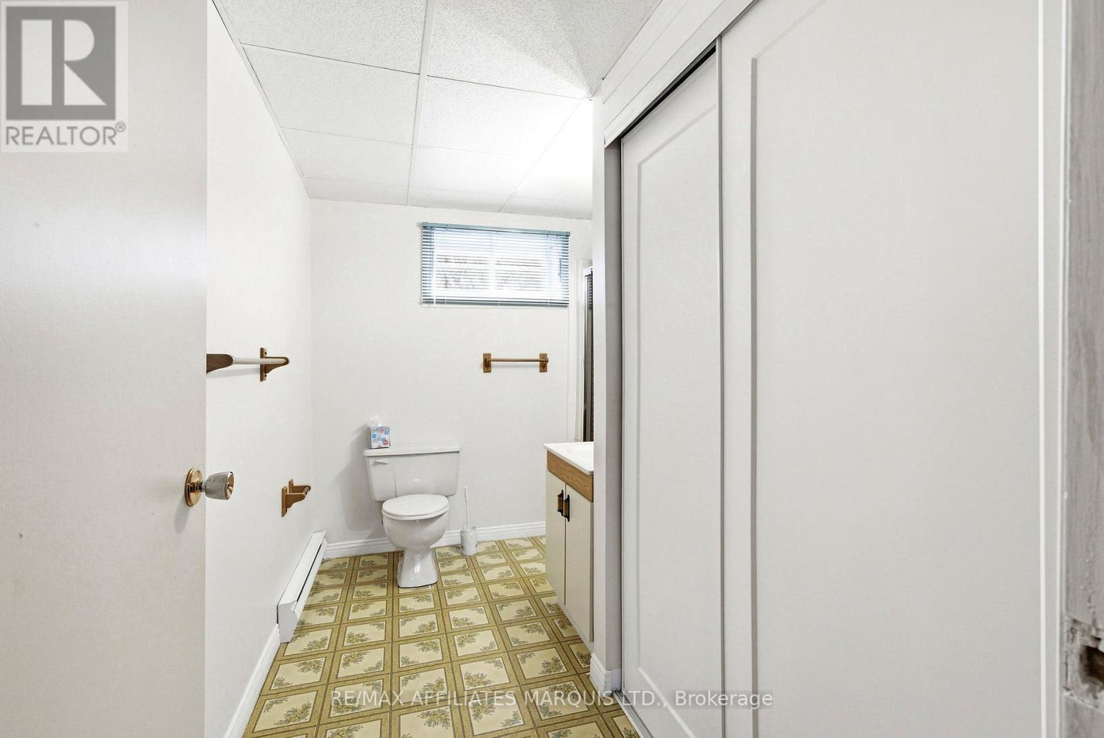 681 Champlain Drive, Cornwall, ON - Indoor Photo Showing Bathroom