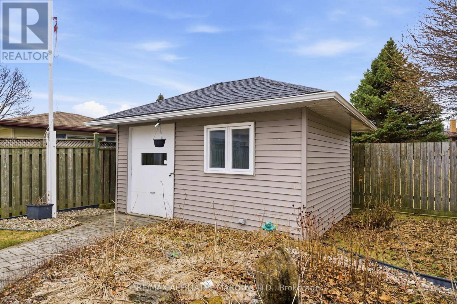 681 Champlain Drive, Cornwall, ON - Outdoor