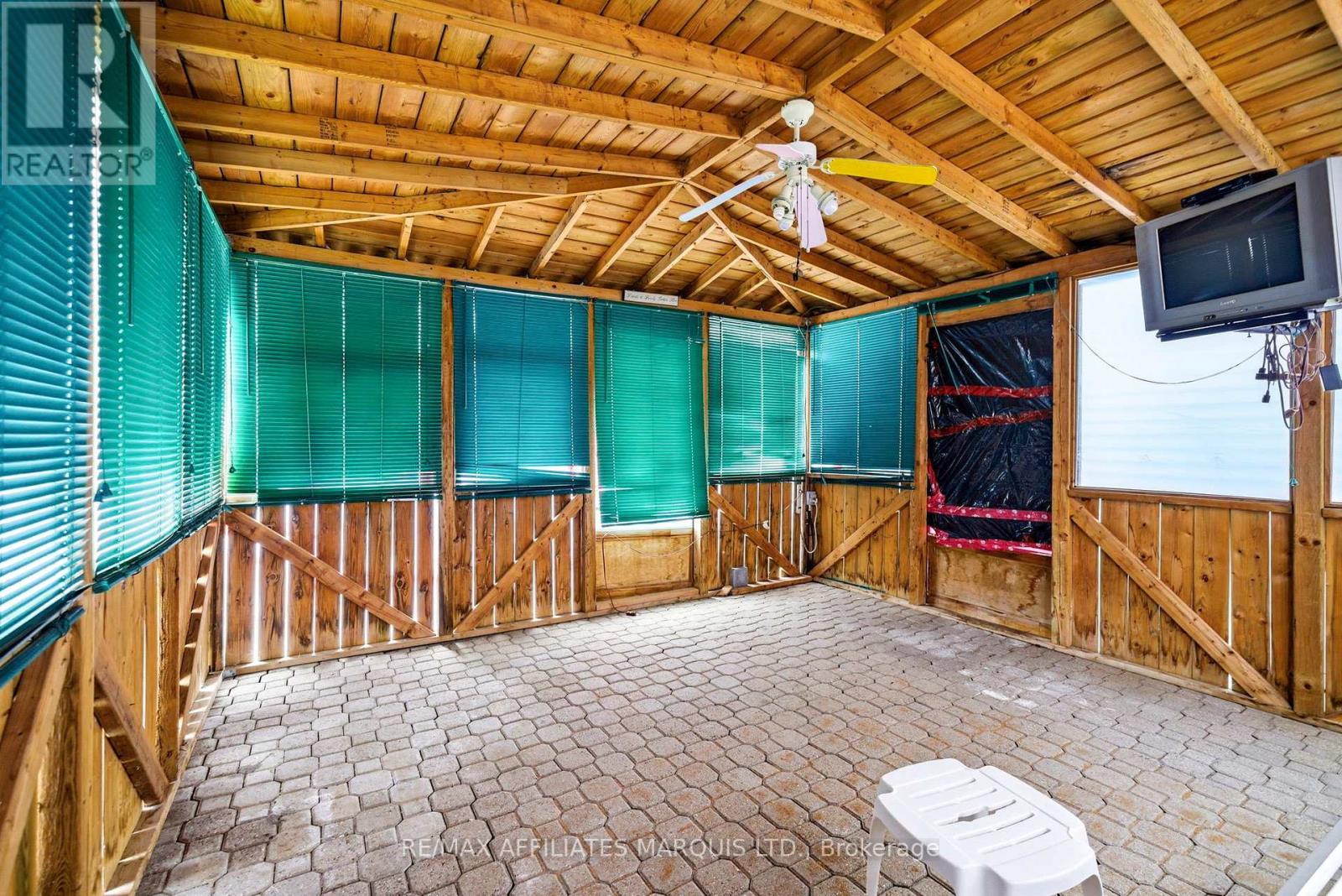 681 Champlain Drive, Cornwall, ON - With Exterior