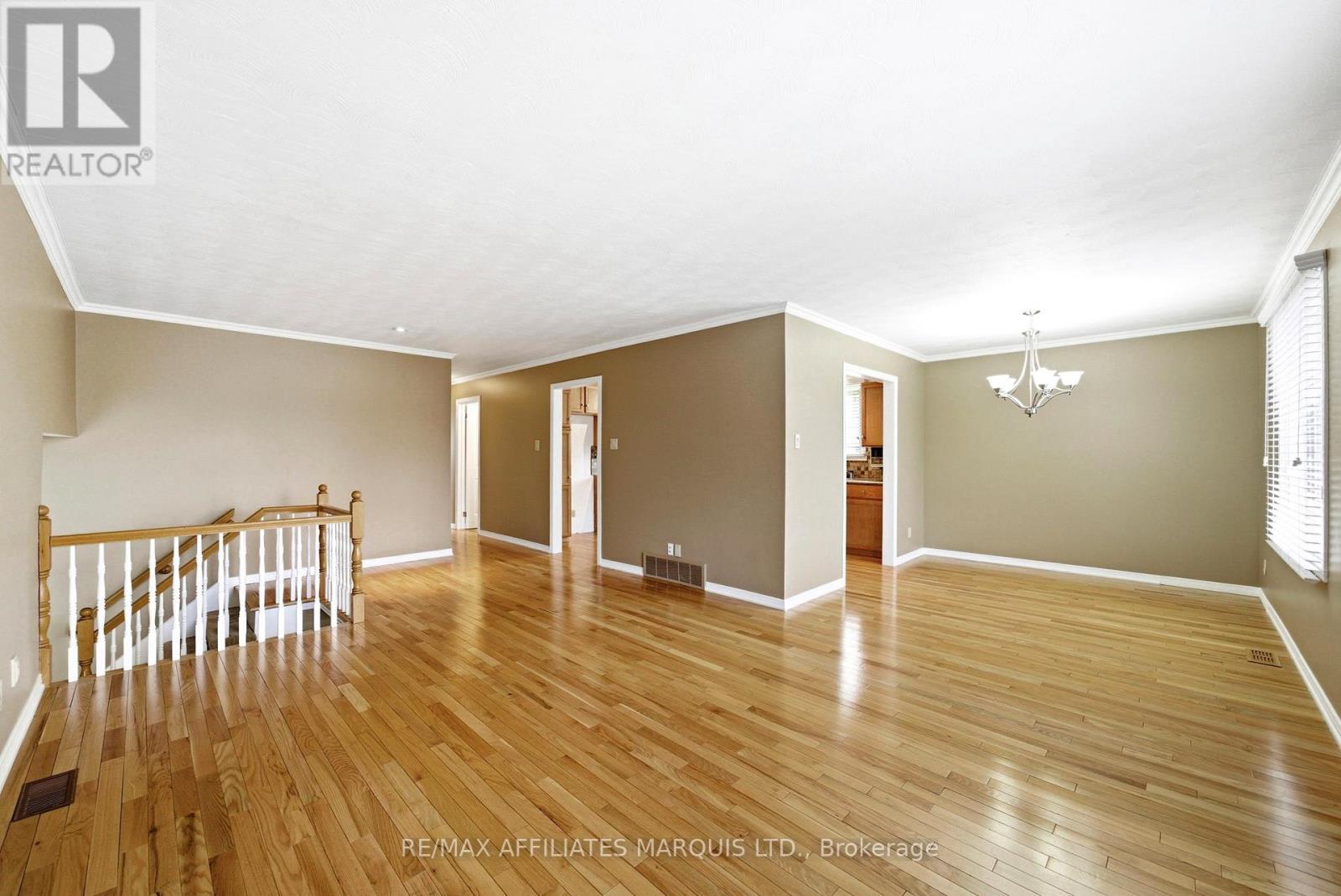 681 Champlain Drive, Cornwall, ON - Indoor Photo Showing Other Room