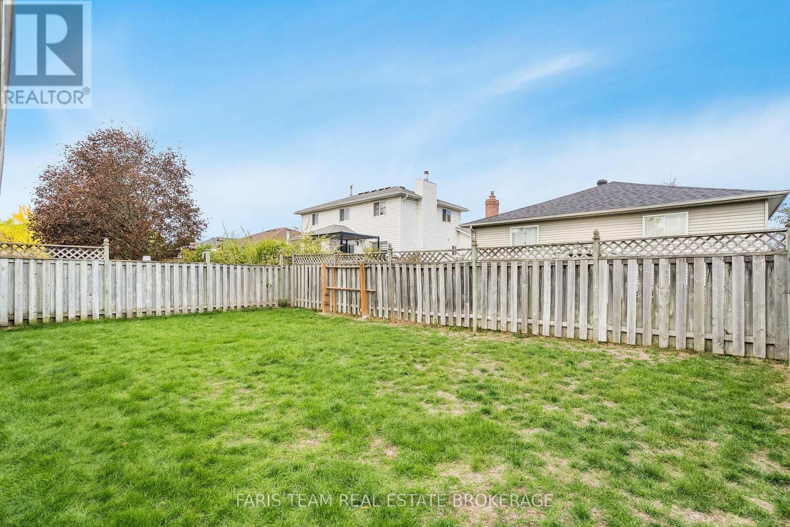24 Laurie Crescent, Barrie, ON - Outdoor