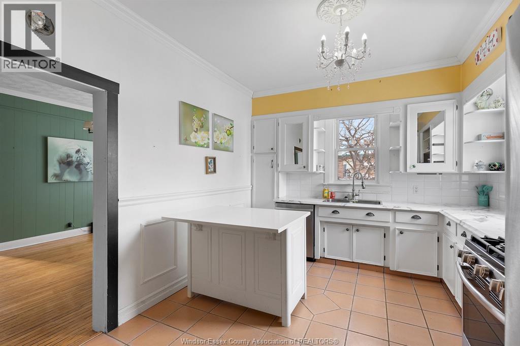 1232 Janette, Windsor, ON - Indoor Photo Showing Kitchen