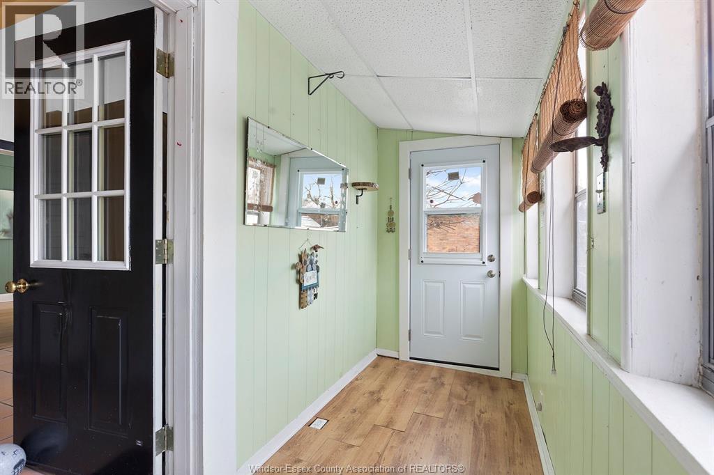 1232 Janette, Windsor, ON - Indoor Photo Showing Other Room