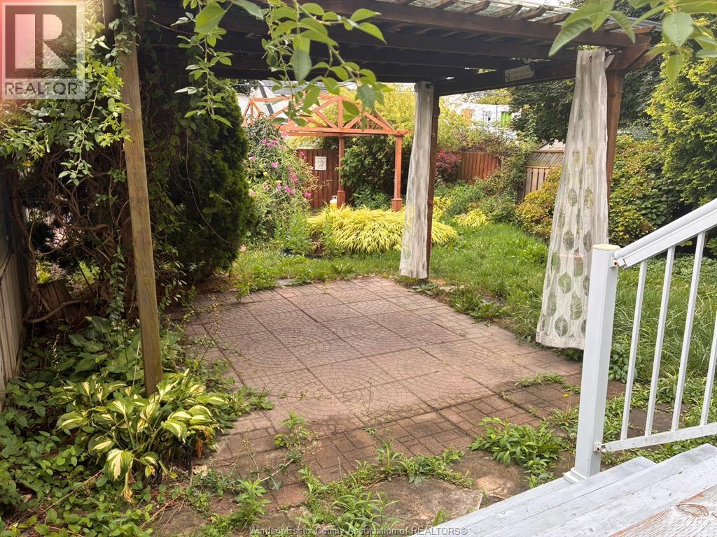 1232 Janette, Windsor, ON - Outdoor