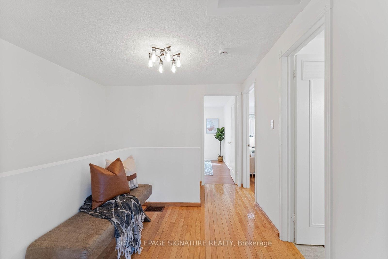 4046 Tea Garden Circle, Mississauga, ON - Indoor Photo Showing Other Room