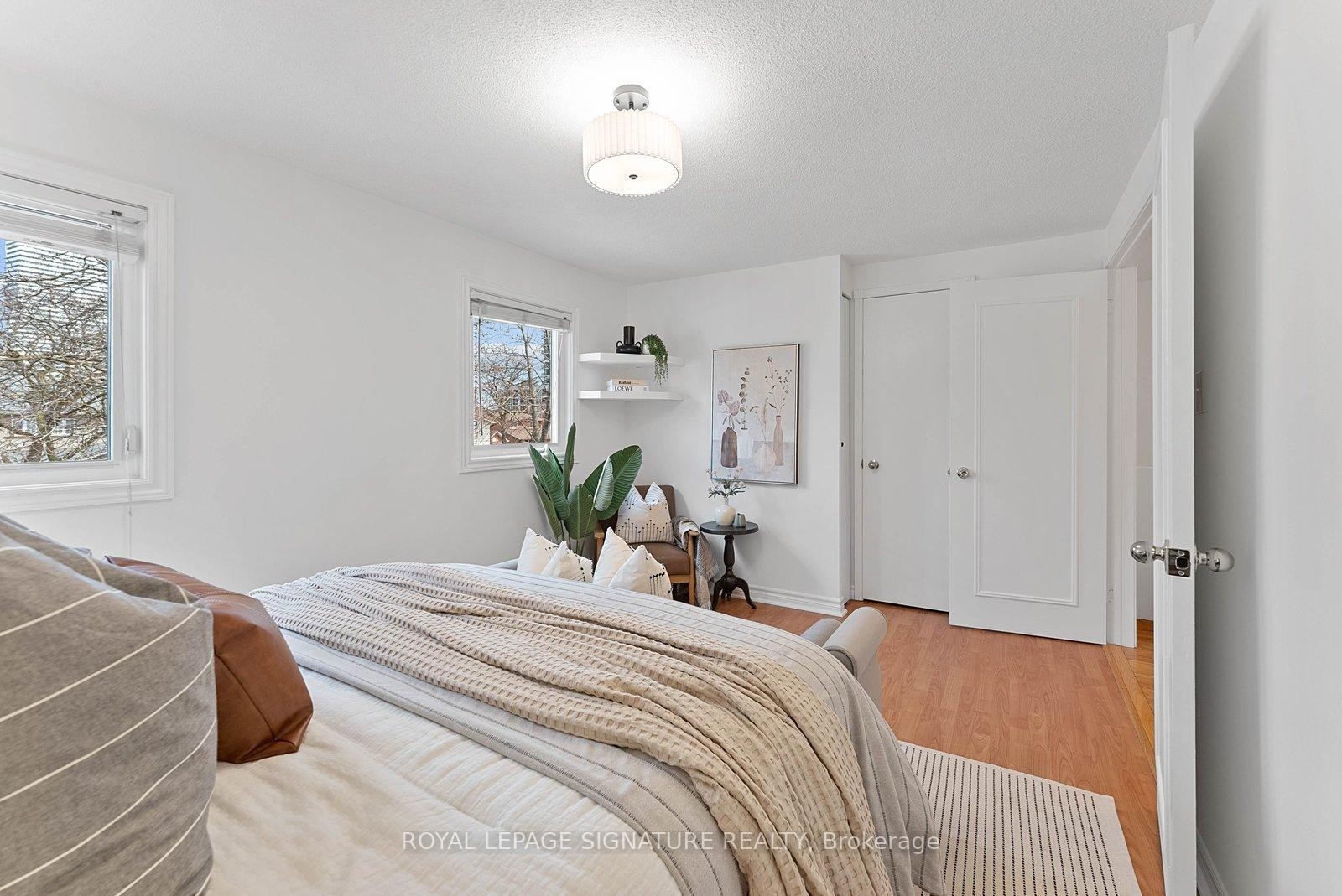 4046 Tea Garden Circle, Mississauga, ON - Indoor Photo Showing Bedroom
