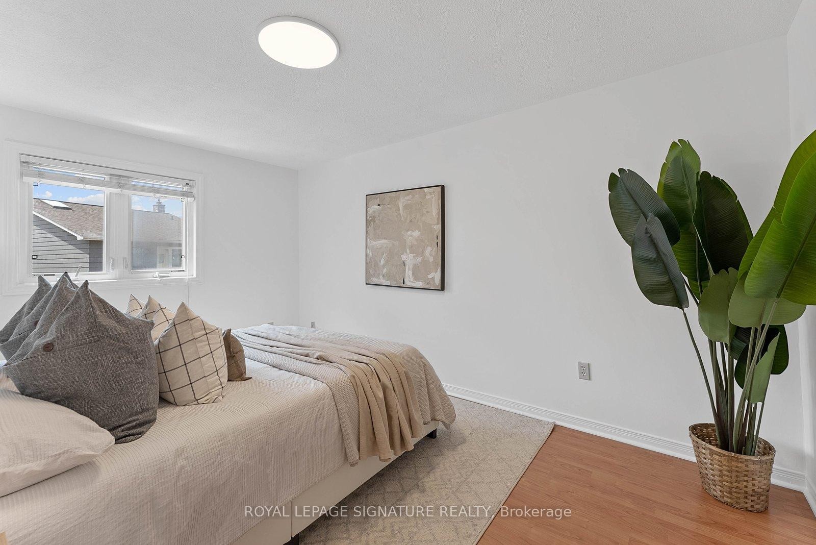 4046 Tea Garden Circle, Mississauga, ON - Indoor Photo Showing Bedroom