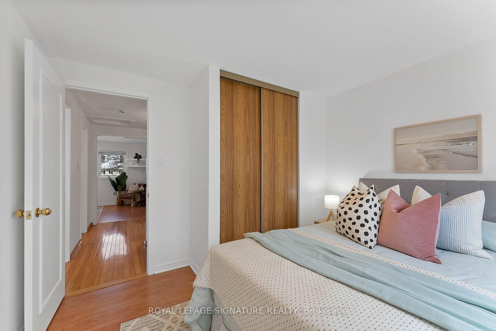 4046 Tea Garden Circle, Mississauga, ON - Indoor Photo Showing Bedroom
