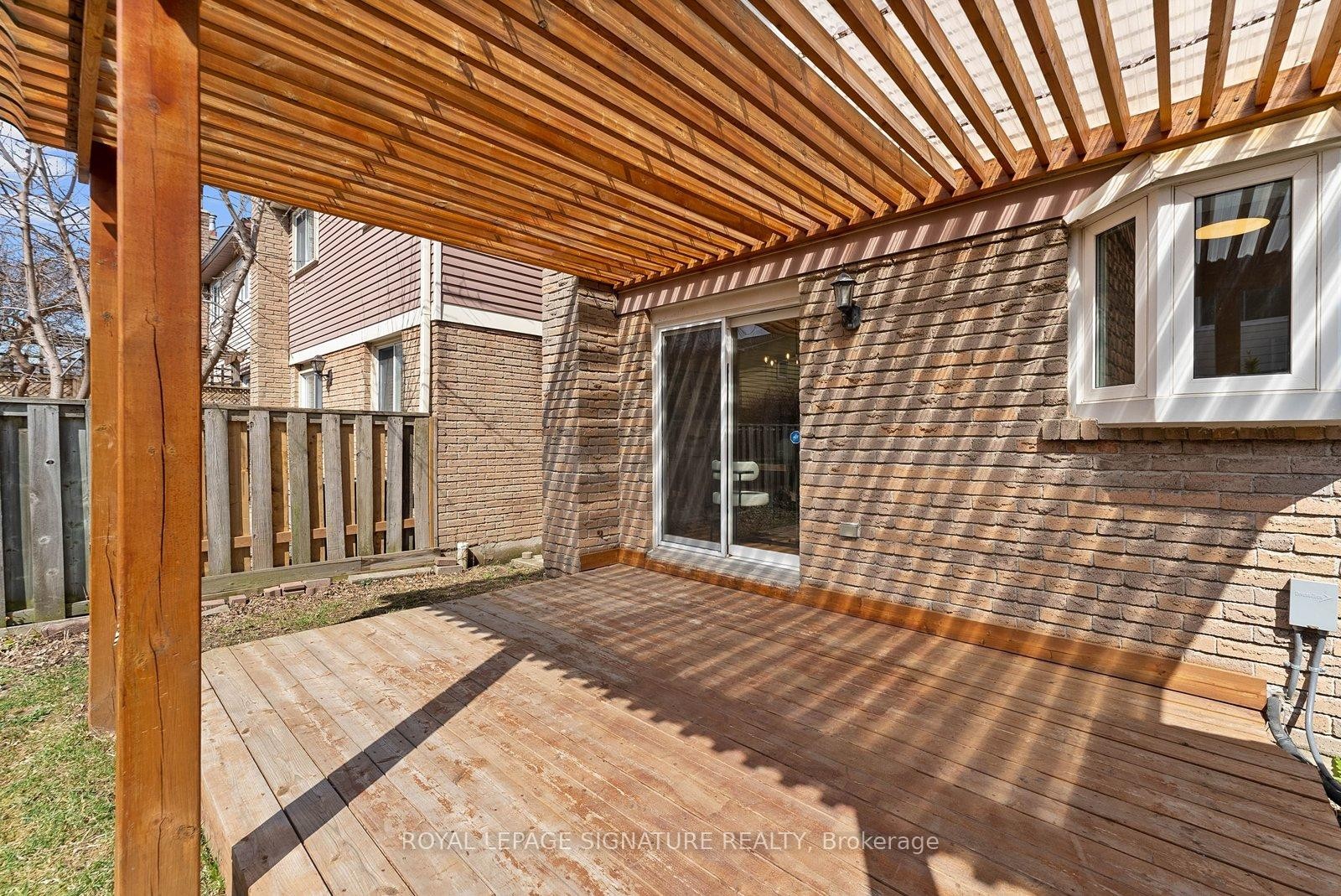 4046 Tea Garden Circle, Mississauga, ON - Outdoor With Exterior