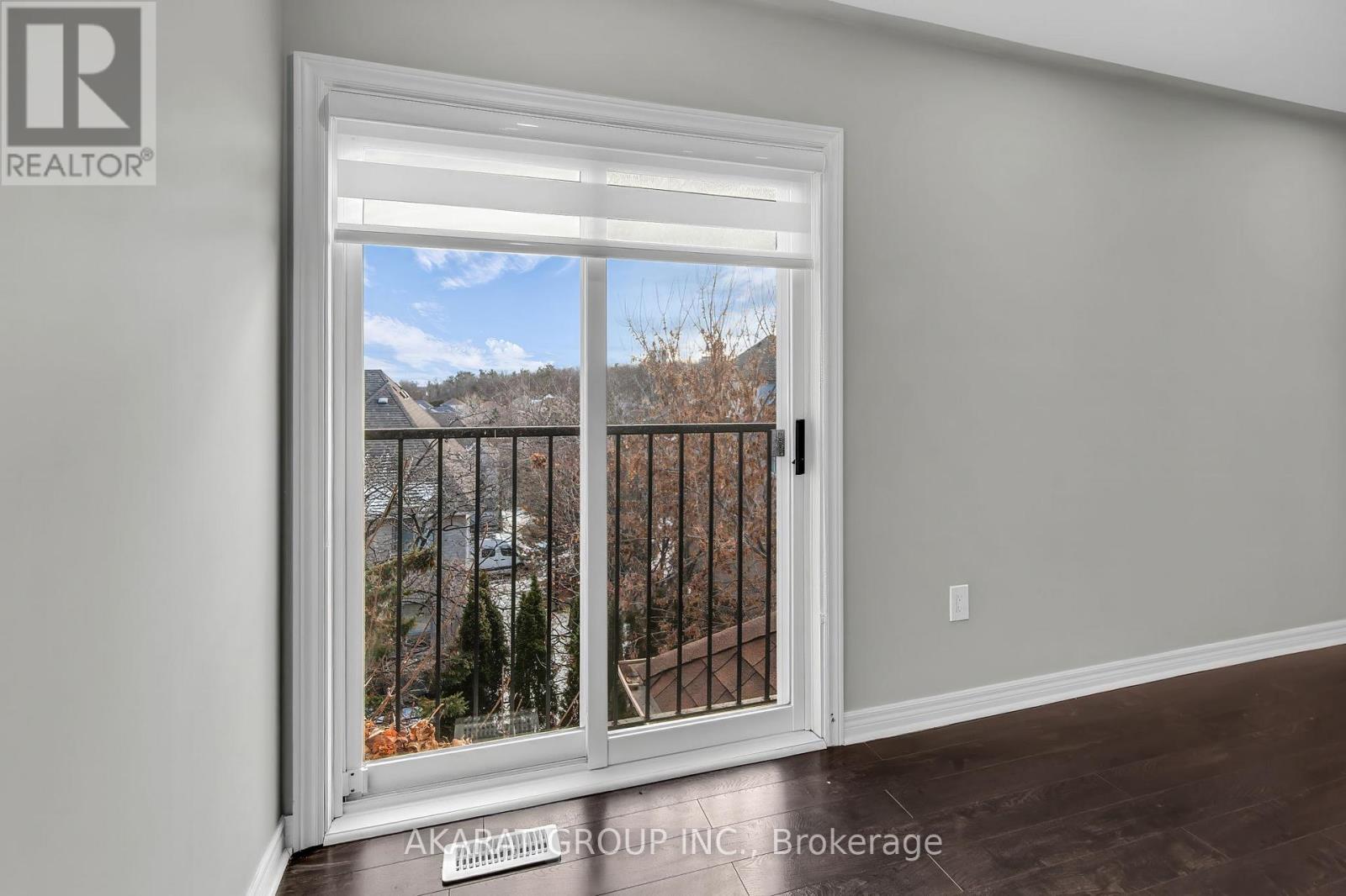 2365 Bankside Drive, Mississauga, ON - Indoor Photo Showing Other Room