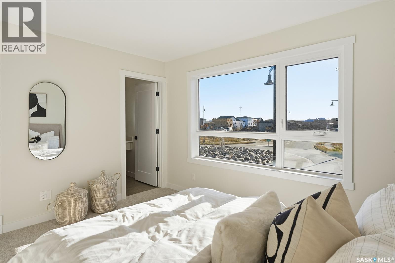 18 Taskamanwa Terrace, Saskatoon, SK - Indoor Photo Showing Bedroom