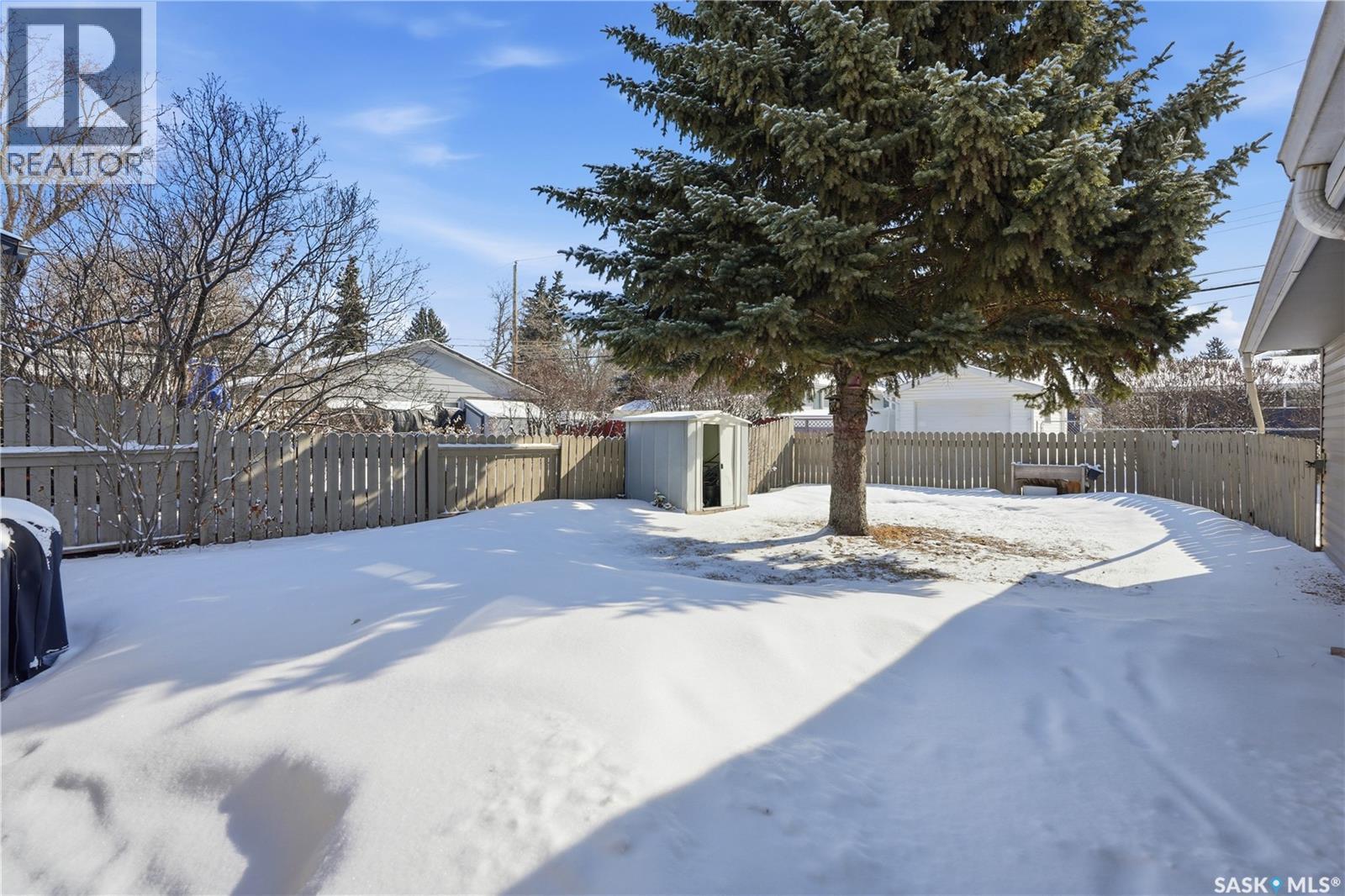 3A & 3B Bateman Crescent, Saskatoon, SK - Outdoor