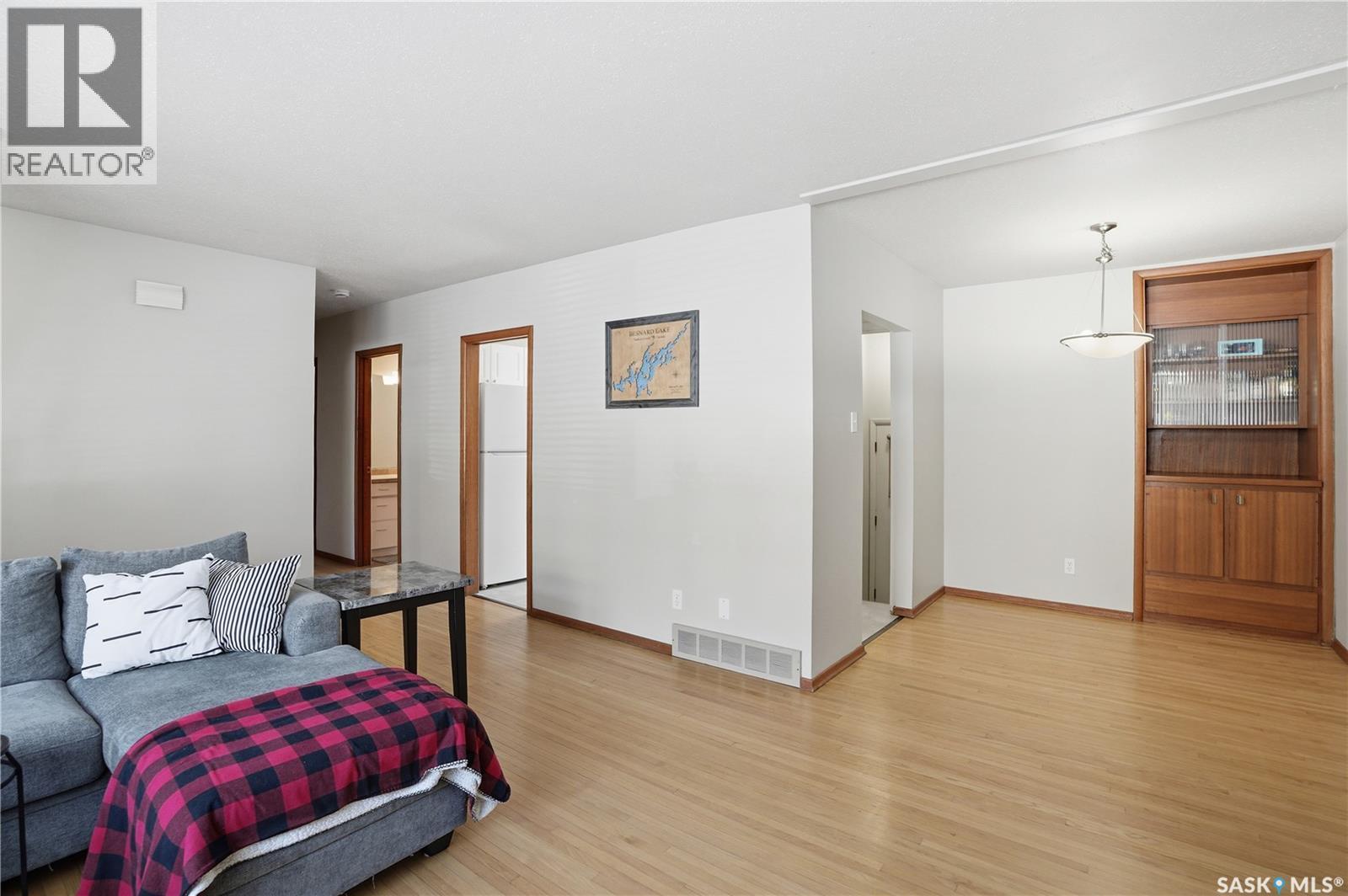 3A & 3B Bateman Crescent, Saskatoon, SK - Indoor