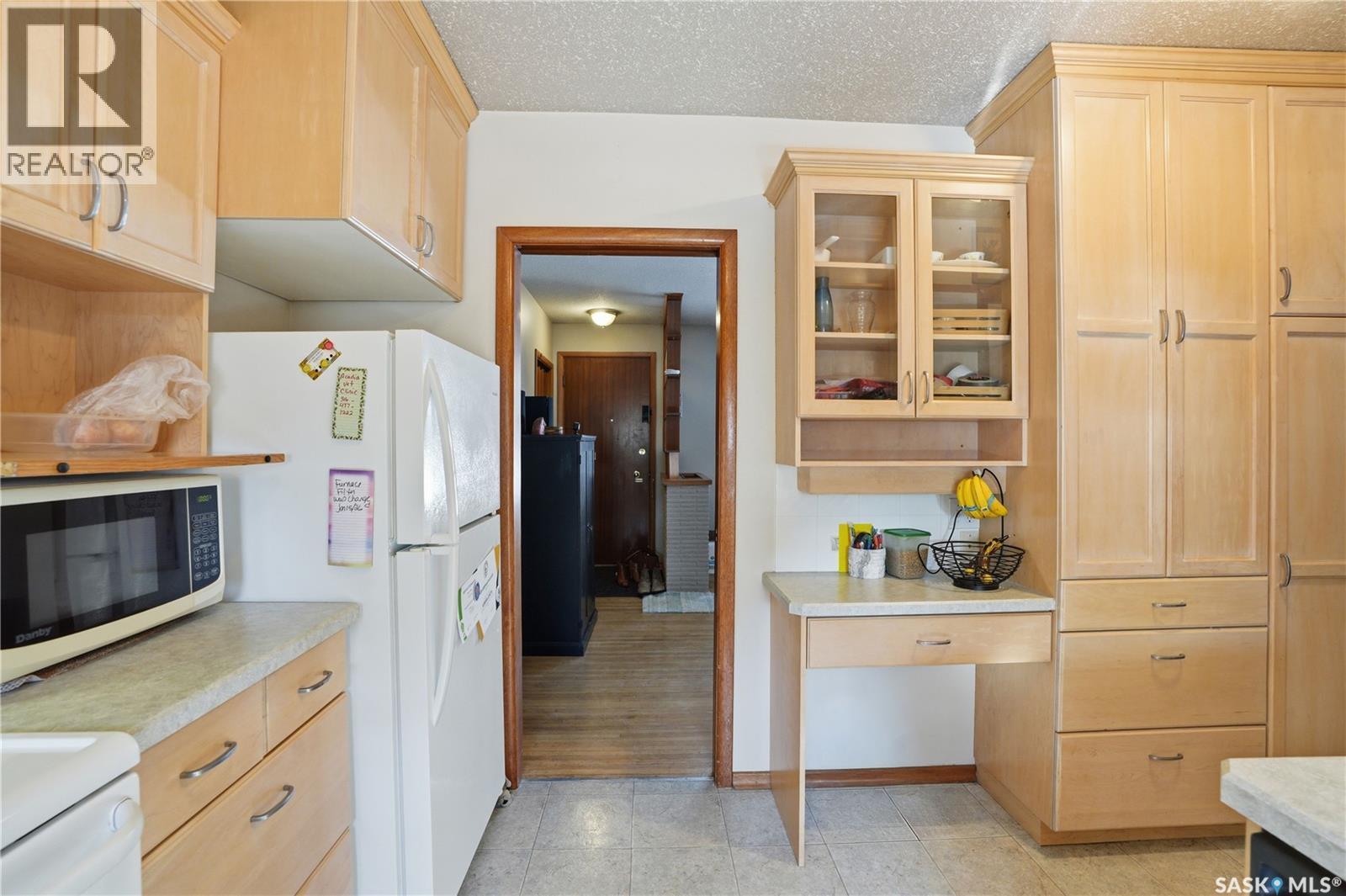 3A & 3B Bateman Crescent, Saskatoon, SK - Indoor Photo Showing Kitchen