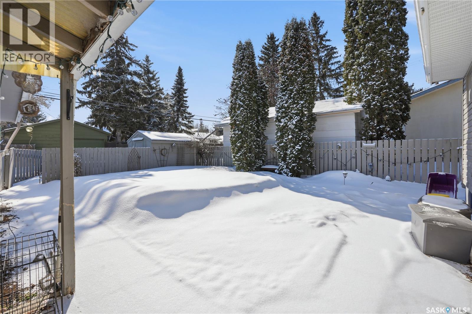 3A & 3B Bateman Crescent, Saskatoon, SK - Outdoor