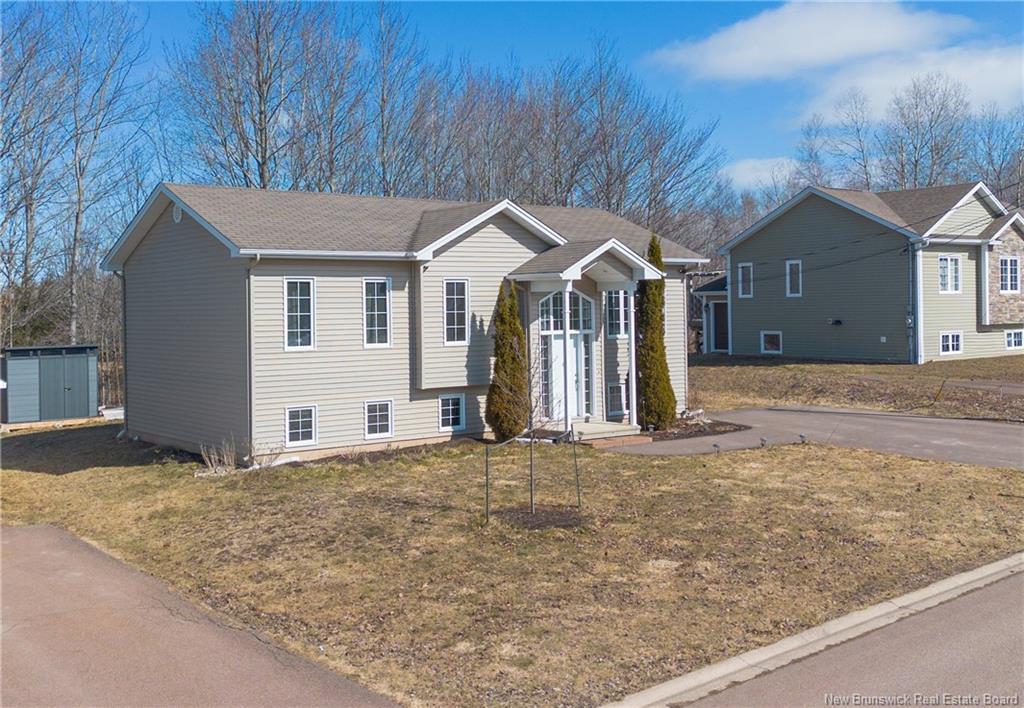 101 Herman St, Dieppe, NB