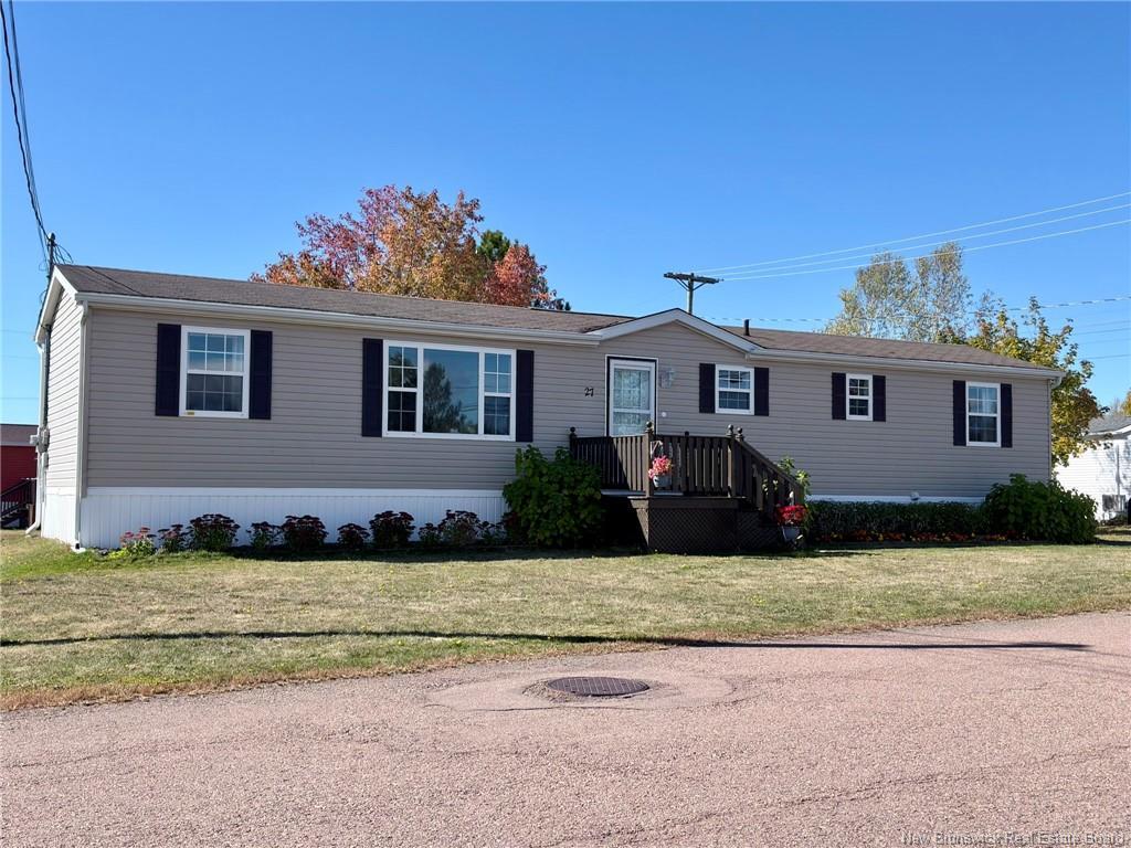 27 Sophie Dr, Dieppe, NB