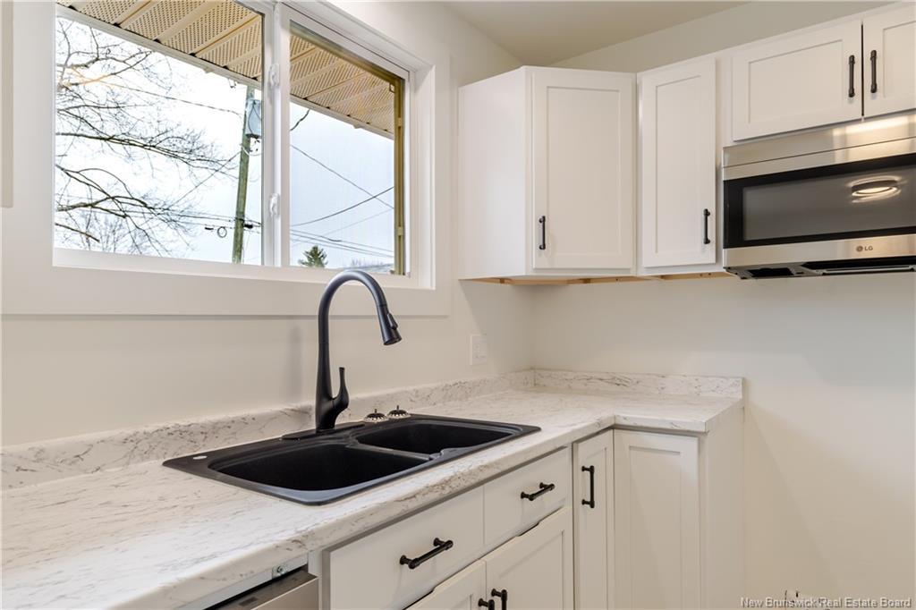 130 Mcadam Avenue, Fredericton, NB