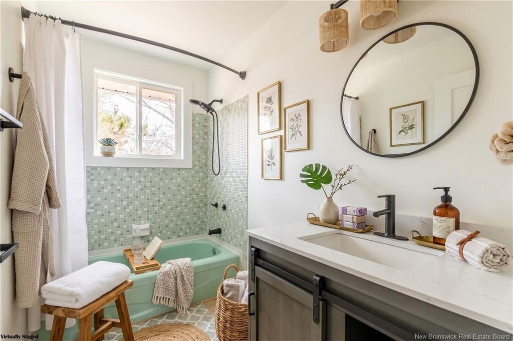 130 Mcadam Avenue, Fredericton, NB