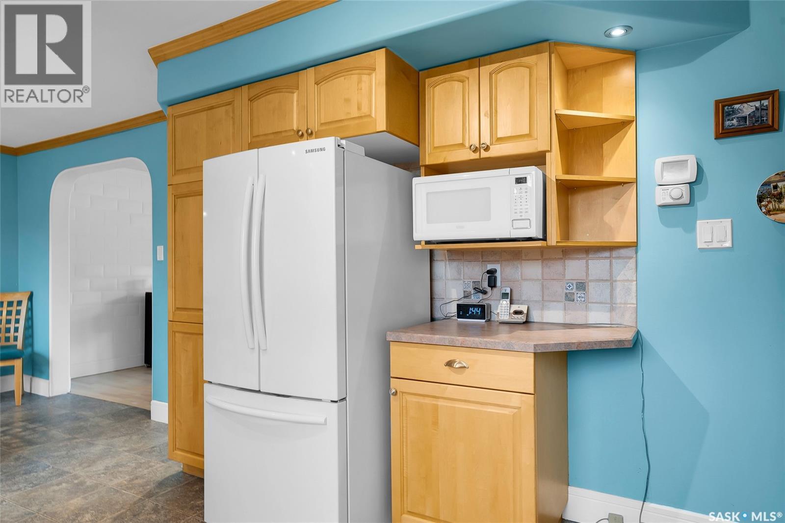 258 Assiniboine Drive, Saskatoon, SK - Indoor Photo Showing Kitchen