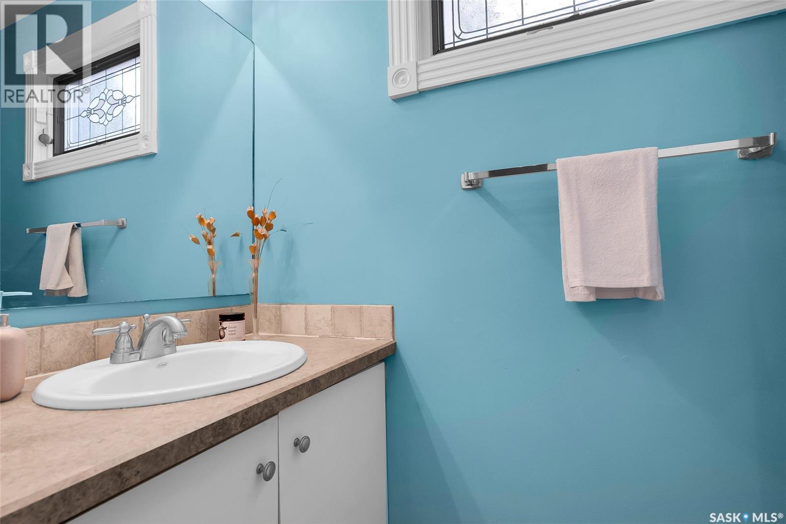 258 Assiniboine Drive, Saskatoon, SK - Indoor Photo Showing Bathroom