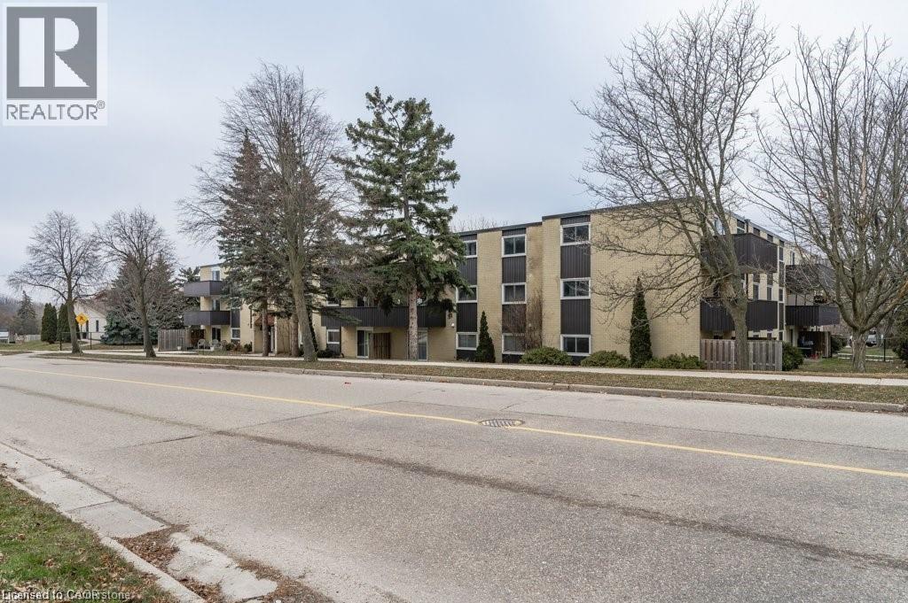 75 Hazelglen Drive Unit# 308, Kitchener, ON - Outdoor