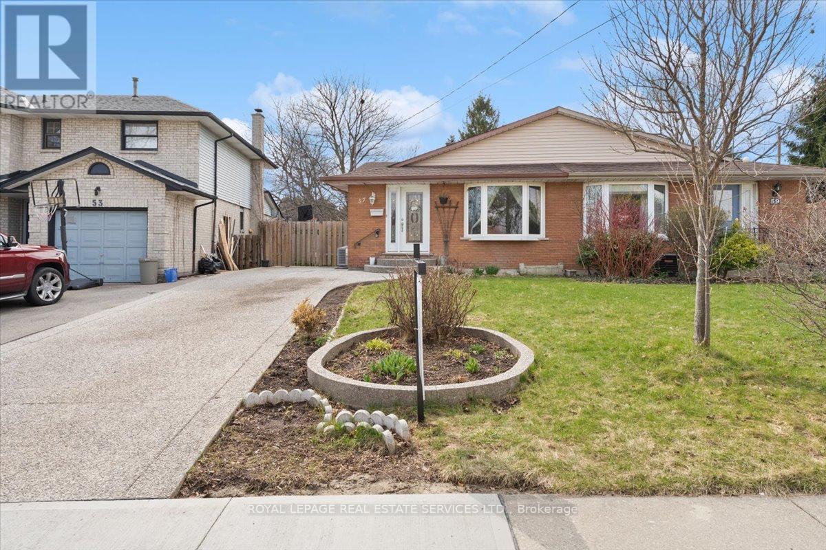 57 Elora Drive, Hamilton, ON - Outdoor