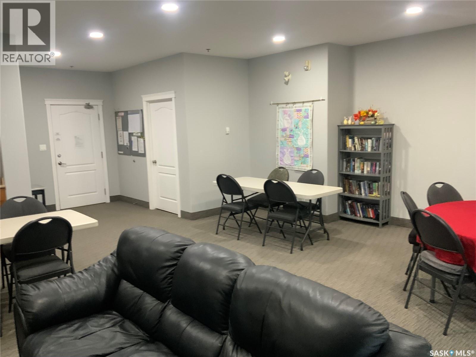 403 333 Nelson Road, Saskatoon, SK - Indoor